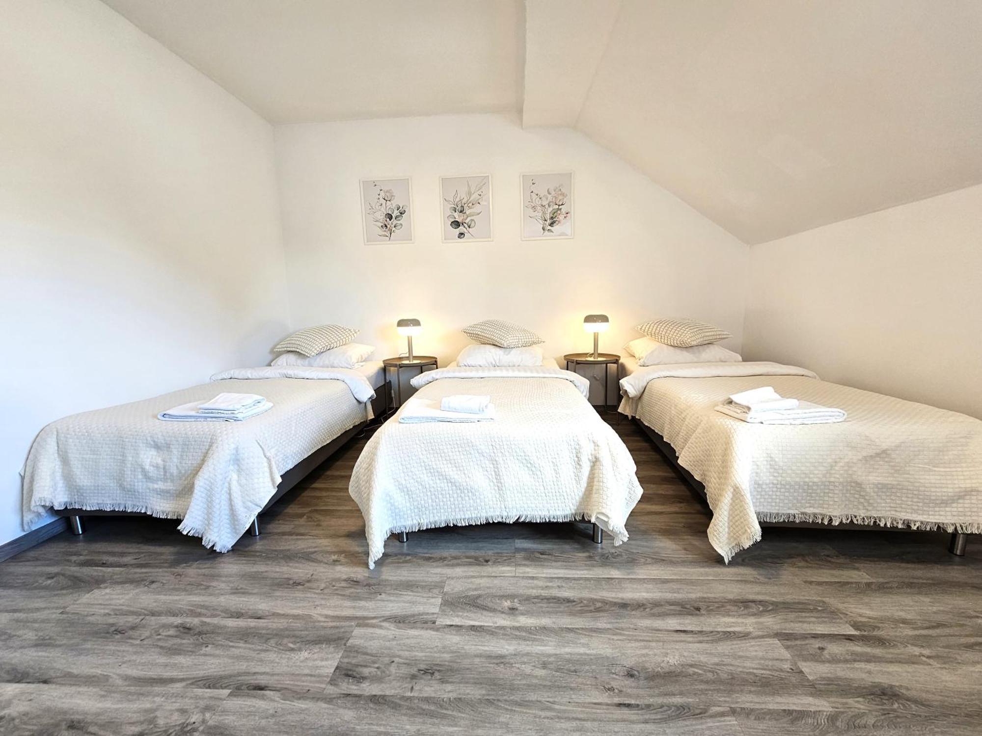 Airport-Messe Apartments Düsseldorf Kültér fotó